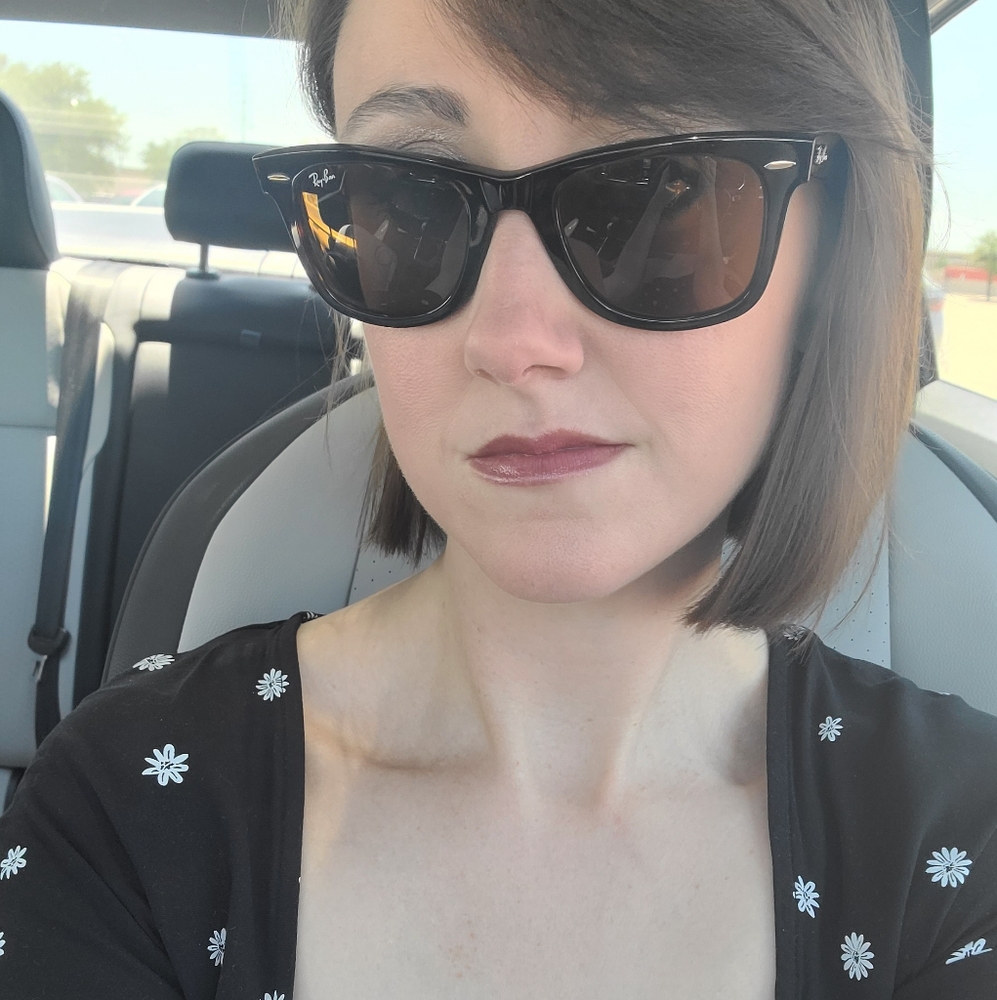 Meet your Posher, Brooke